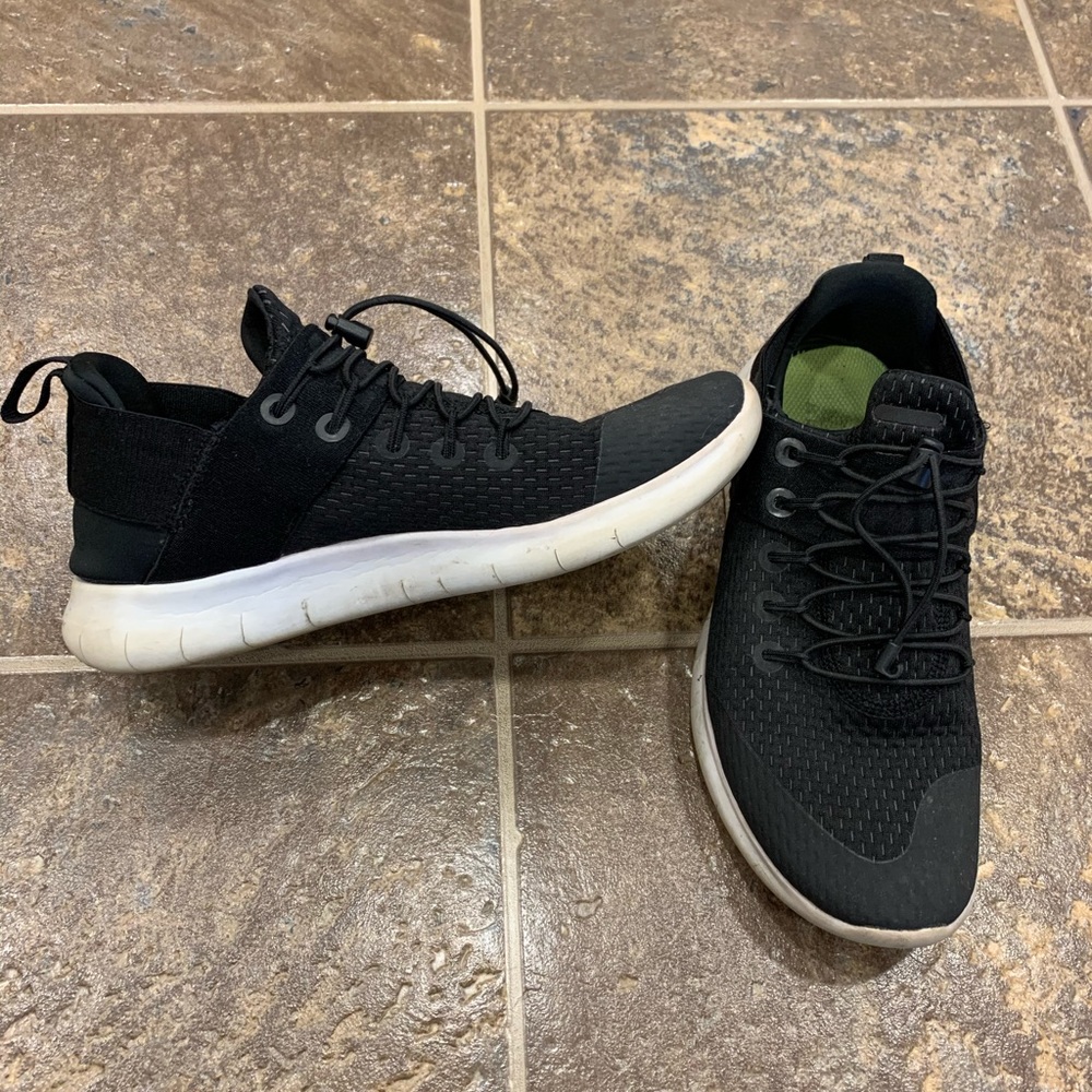 Women’s Nike Tennis Shoes